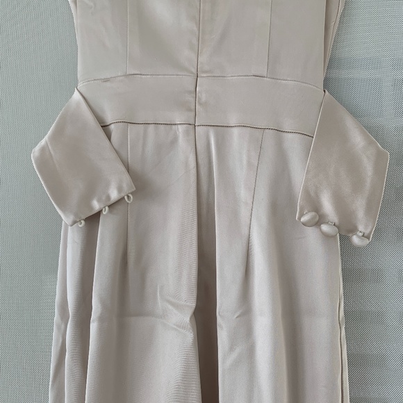 Holiday Front Plunge Satin dress - Picture 14 of 14